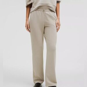 Lululemon, Softstreme High-Rise Pant, 6